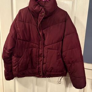 Old navy Burgundy Puffer Jacket M